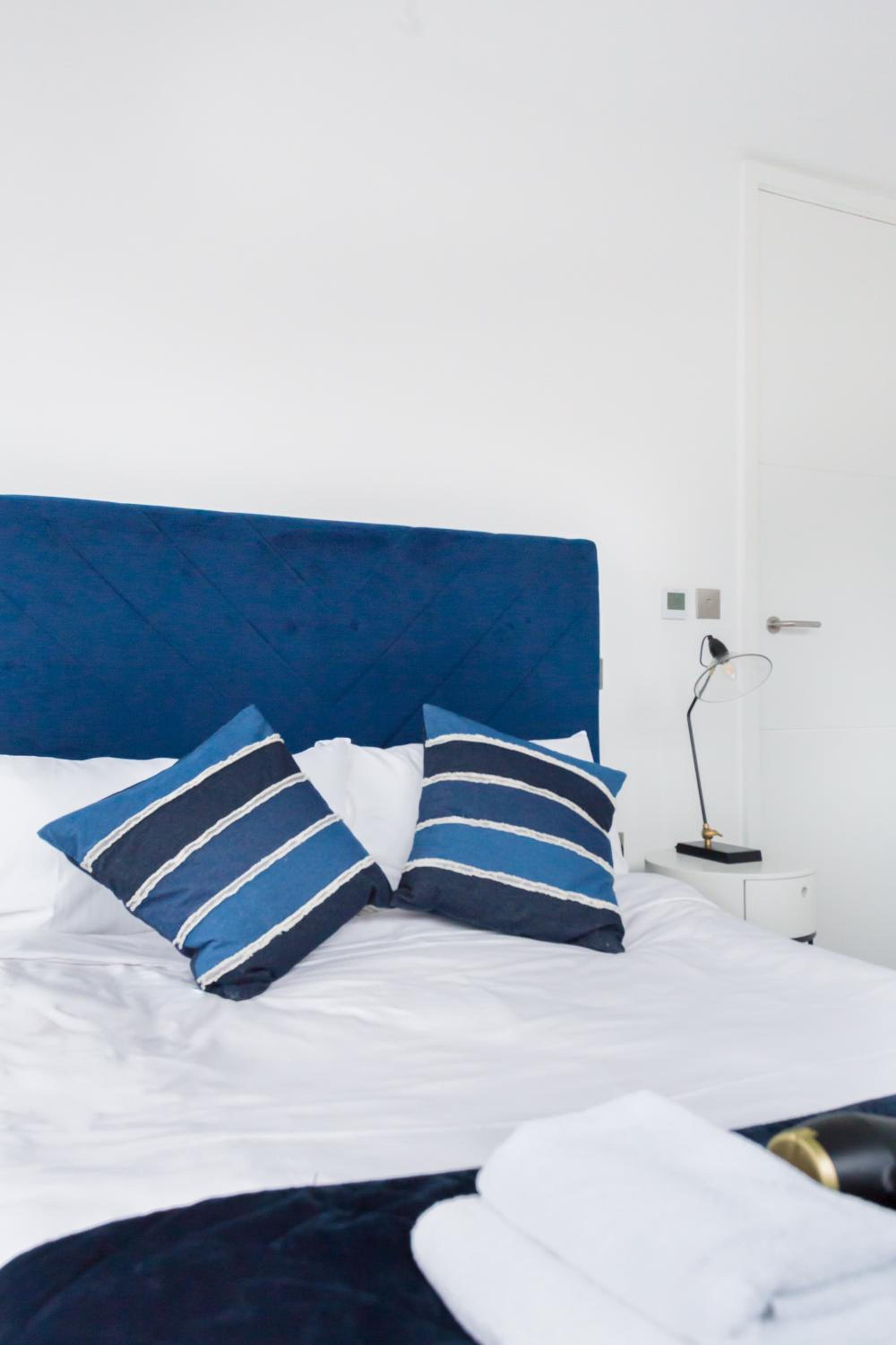 The Vale - Luxury Apartments