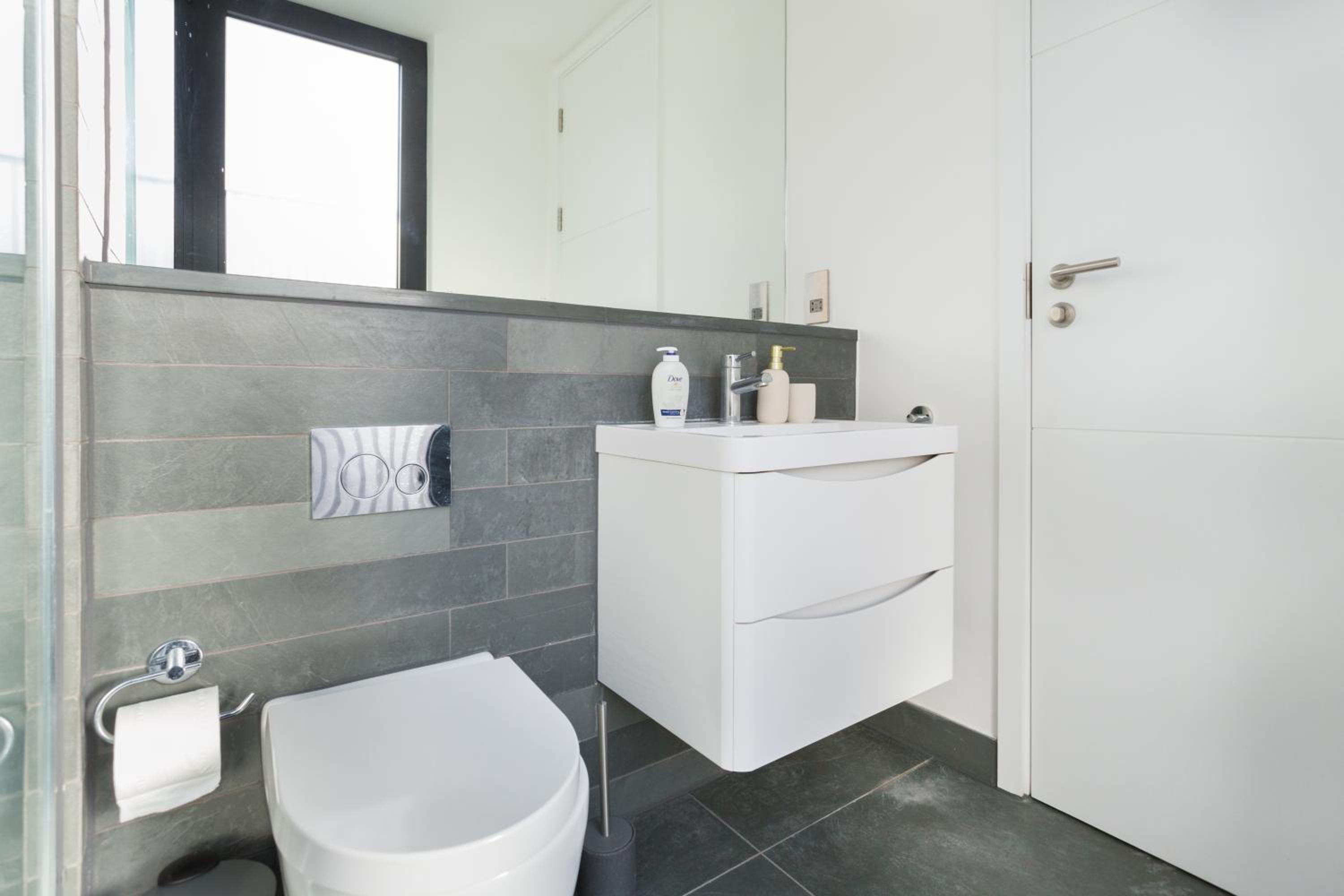 The Vale - Luxury Apartments
