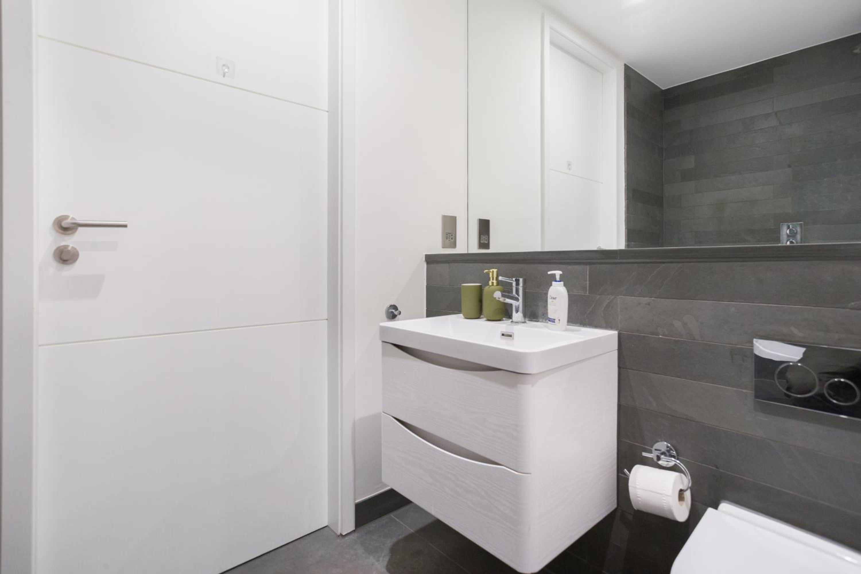 The Vale - Luxury Apartments