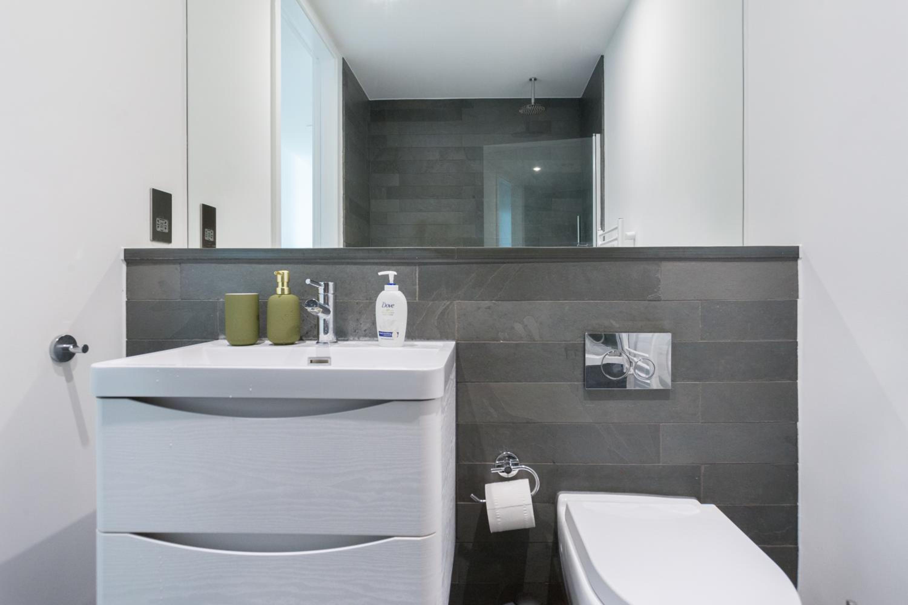The Vale - Luxury Apartments