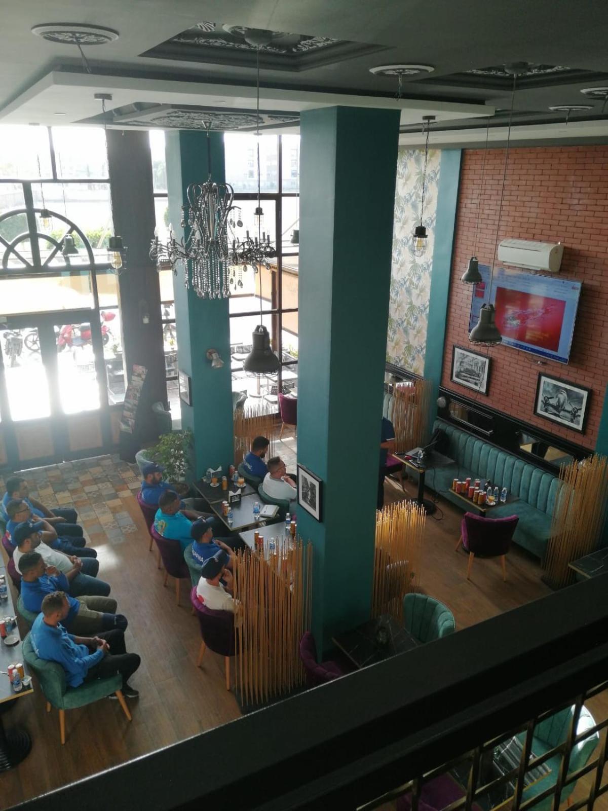 lounge