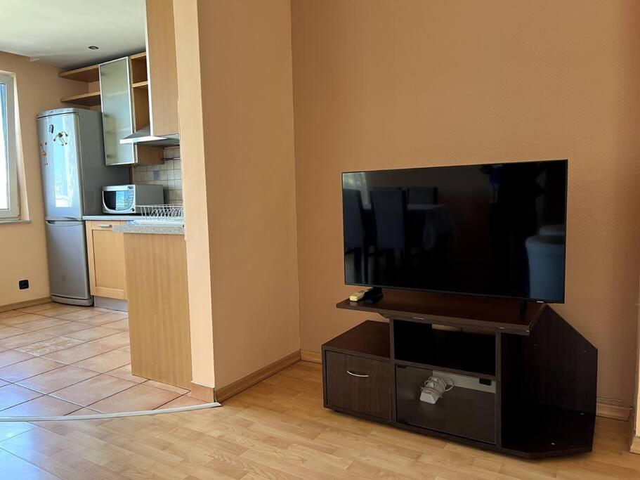 Lovely spacious 3BR just outside of city centre