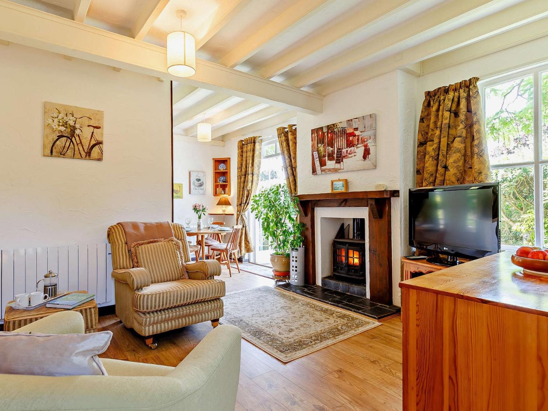 2 Bed in St Austell oc-lanyo view 4