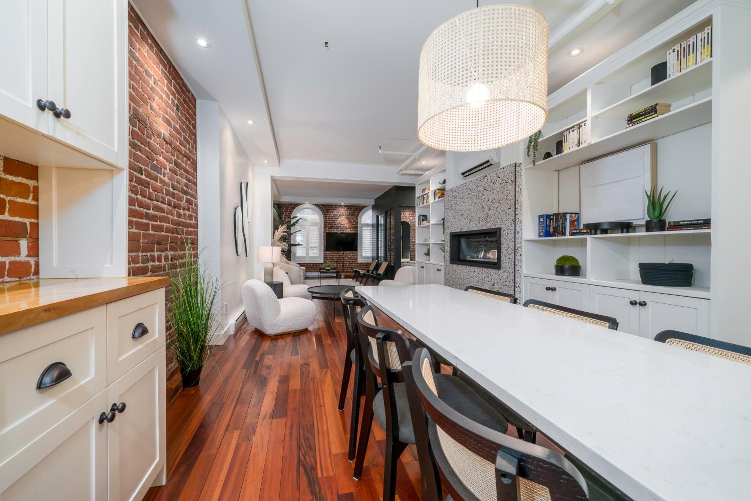-NEW- The Rock and Red Luxury Condo