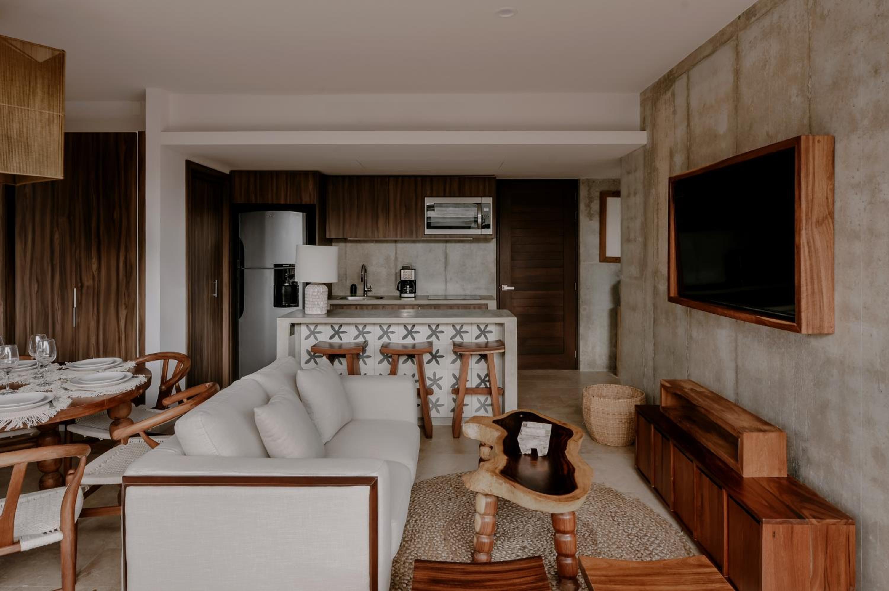 Luxe 3BR PH Cenote, Sauna, Gym & Pool included view 5