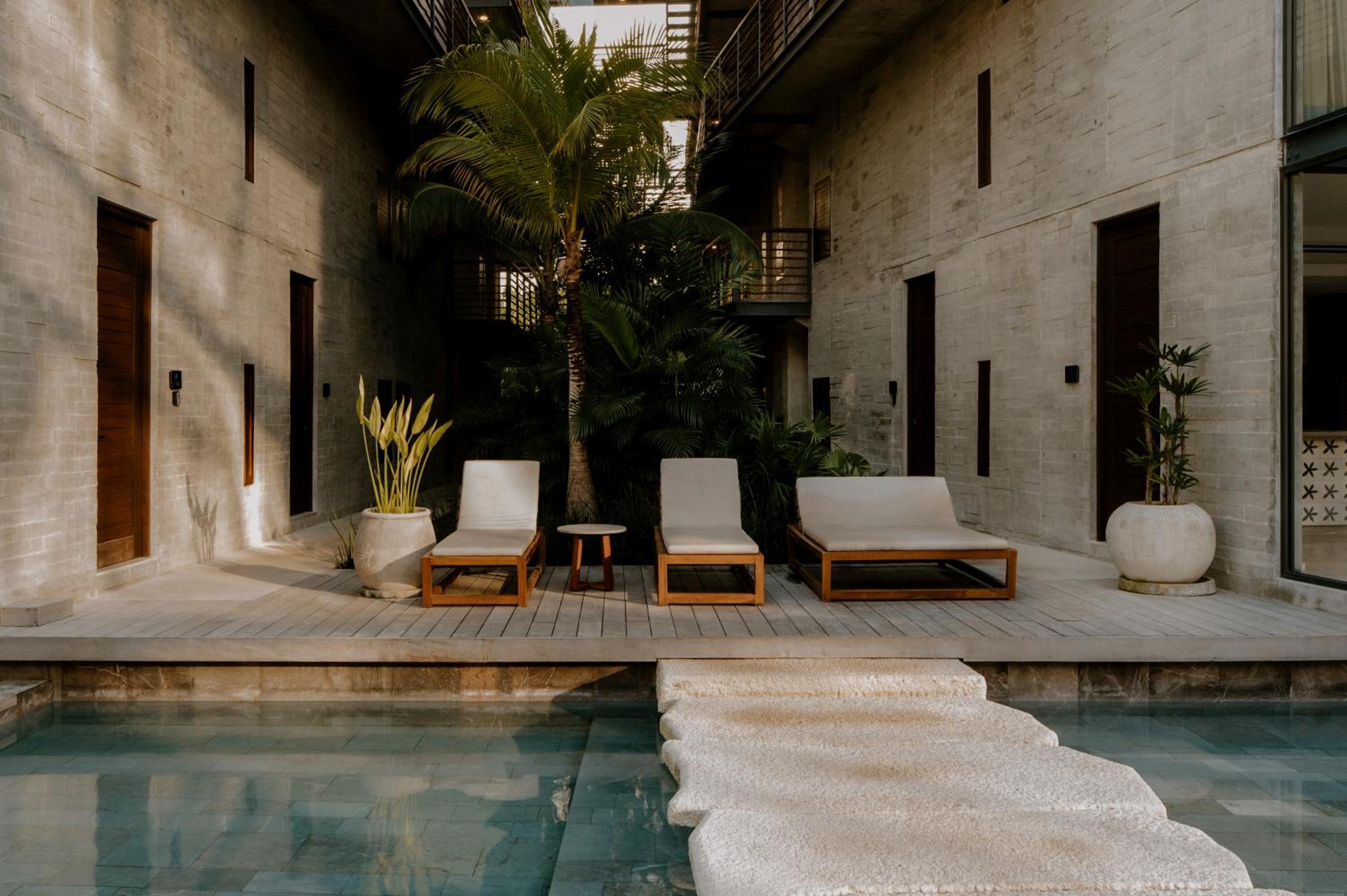 Luxe 3BR PH Cenote, Sauna, Gym & Pool included view 2