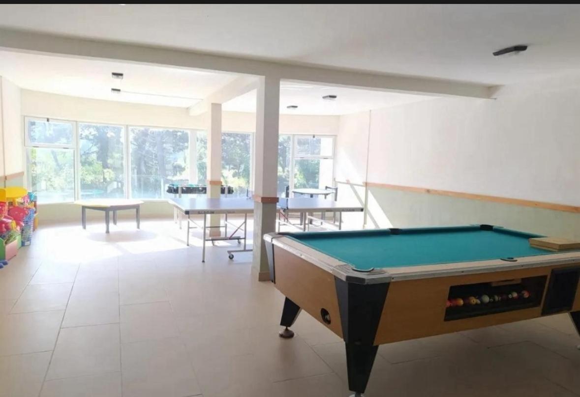 Departamento con vista a la piscina
