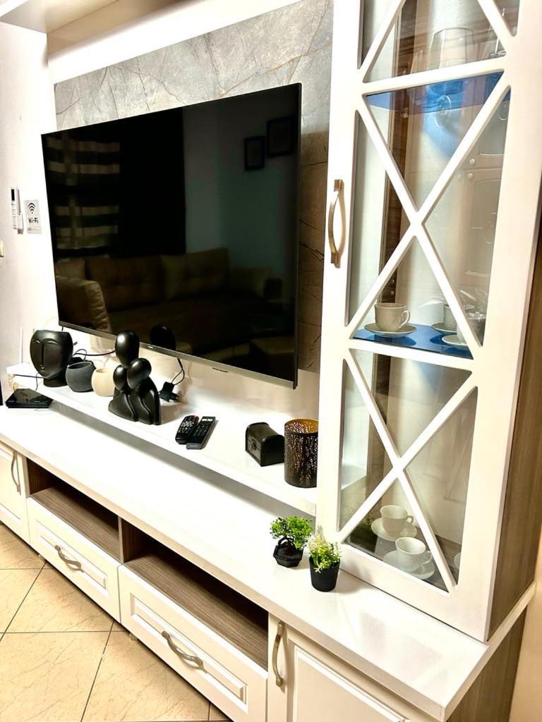Chrigrey Holiday Apartments & Durres Beach