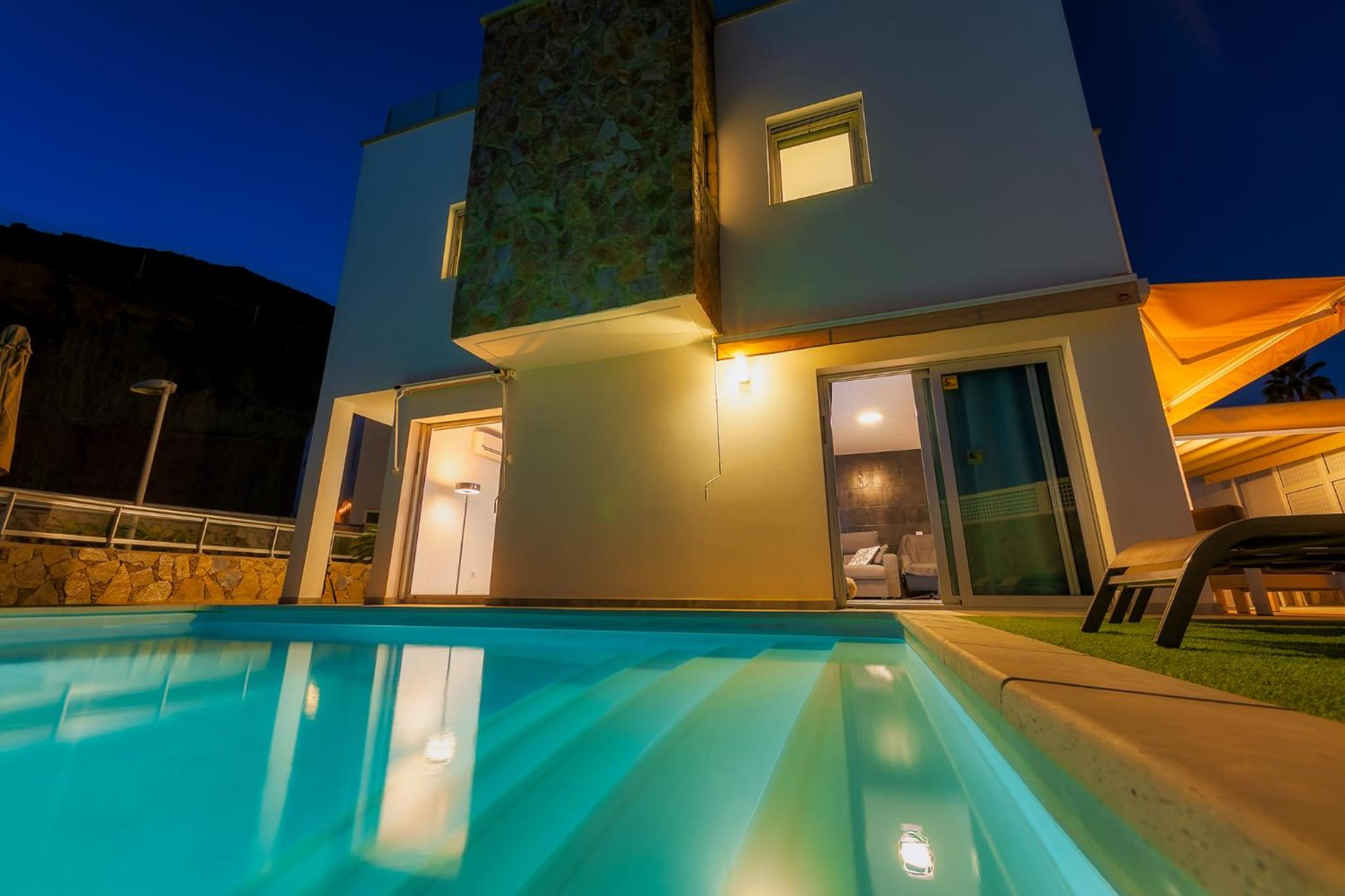 Villa Rosa-Soleada Villa Privada con Piscina Climatizada & WIFI en Tauro-Mogán