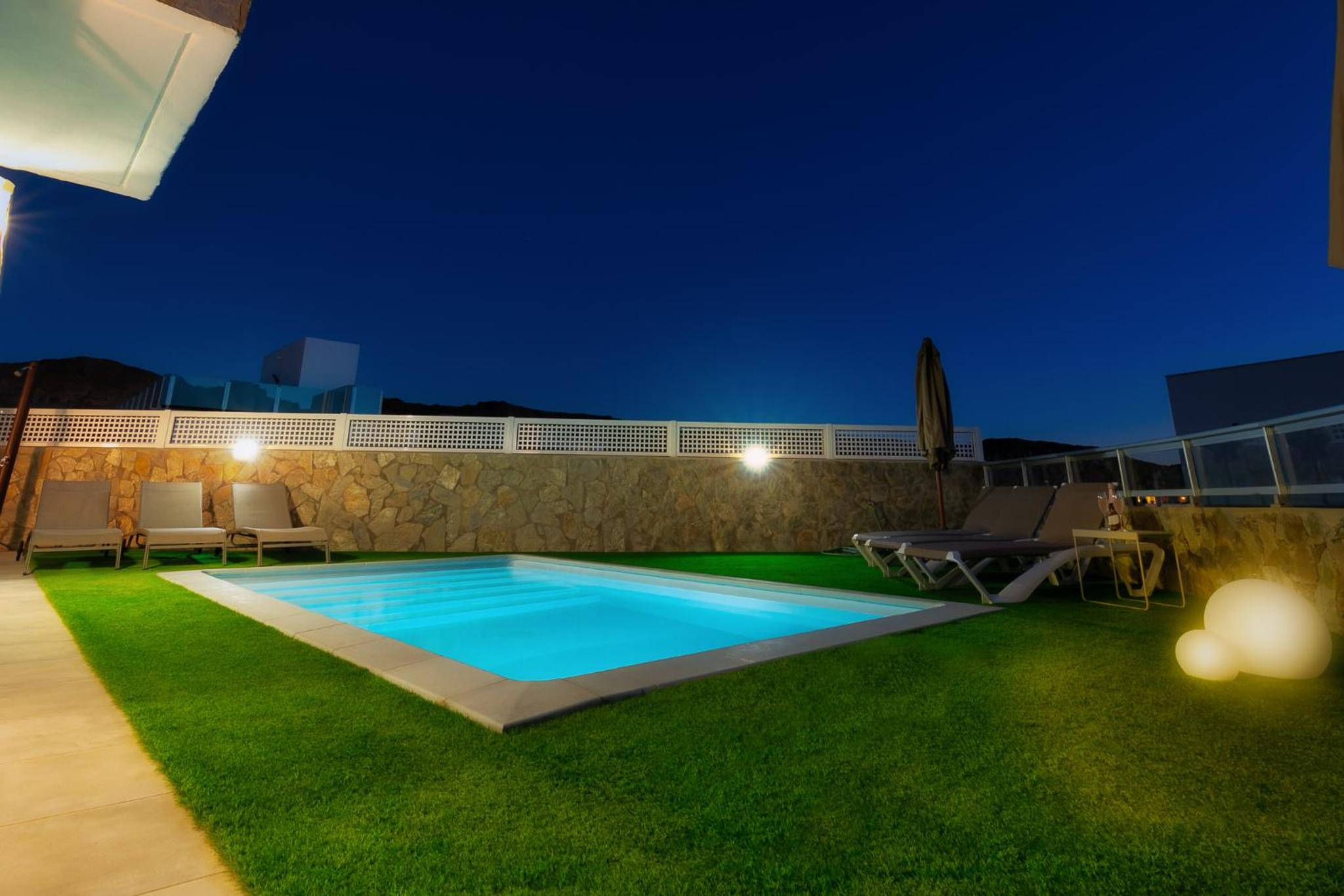 Villa Rosa-Soleada Villa Privada con Piscina Climatizada & WIFI en Tauro-Mogán