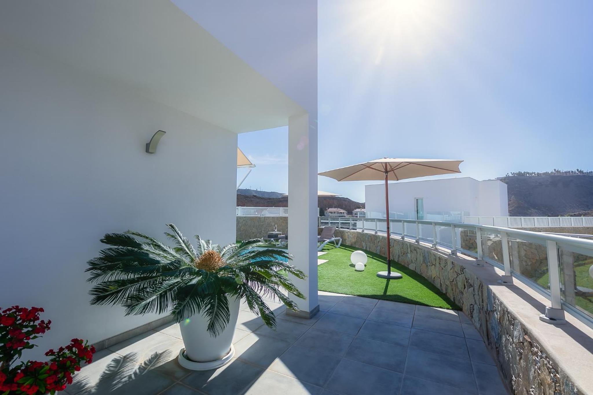 Villa Rosa-Soleada Villa Privada con Piscina Climatizada & WIFI en Tauro-Mogán