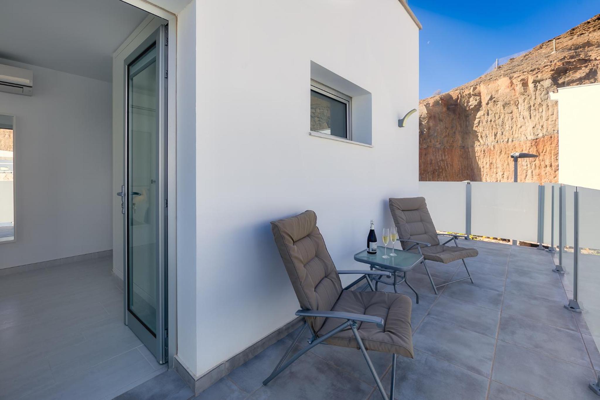 Villa Rosa-Soleada Villa Privada con Piscina Climatizada & WIFI en Tauro-Mogán