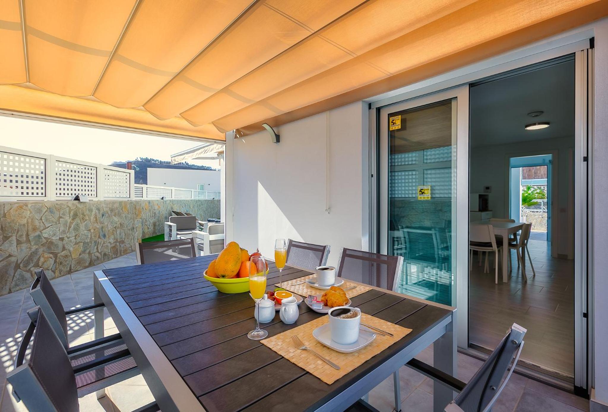 Villa Rosa-Soleada Villa Privada con Piscina Climatizada & WIFI en Tauro-Mogán