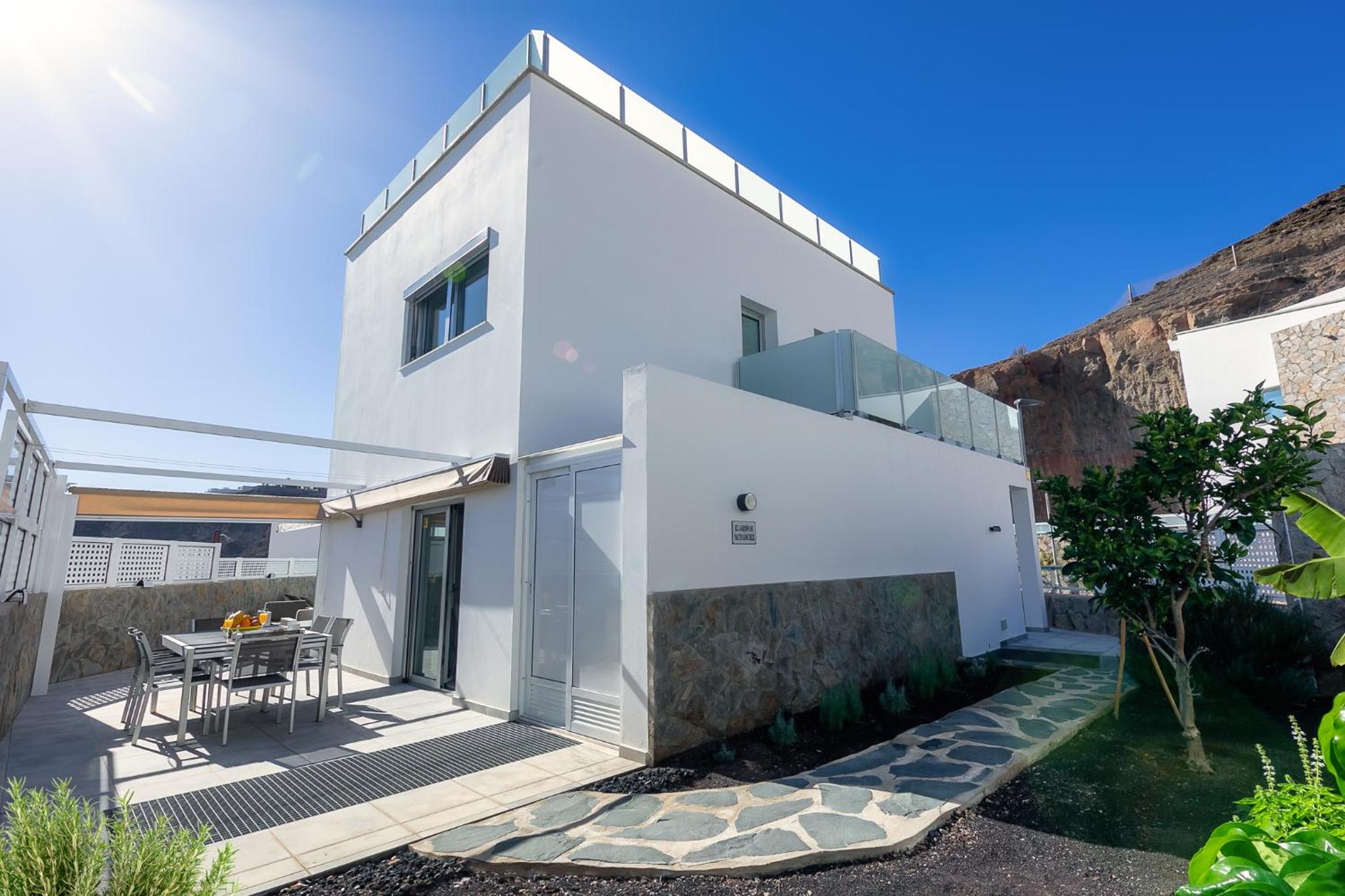 Villa Rosa-Soleada Villa Privada con Piscina Climatizada & WIFI en Tauro-Mogán