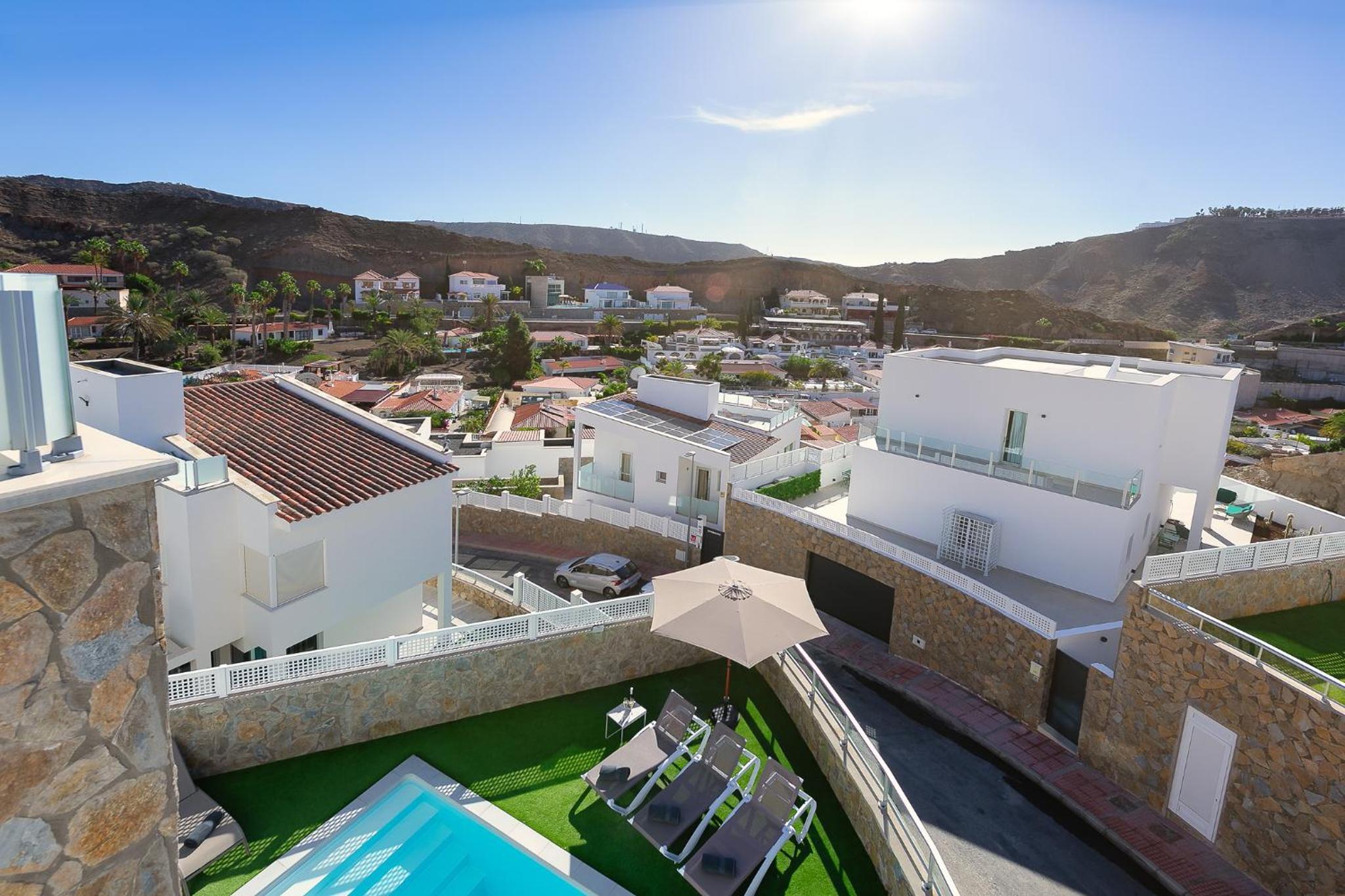 Villa Rosa-Soleada Villa Privada con Piscina Climatizada & WIFI en Tauro-Mogán