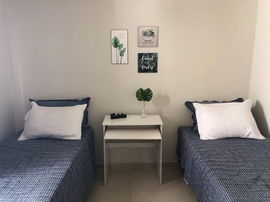 Apartamento Completo - 2 Quartos na Praia do Morro e Garagem - WiFi Fibra