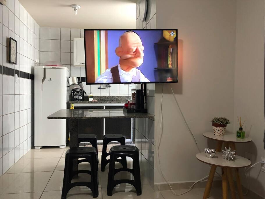 Apartamento Completo - 2 Quartos na Praia do Morro e Garagem - WiFi Fibra