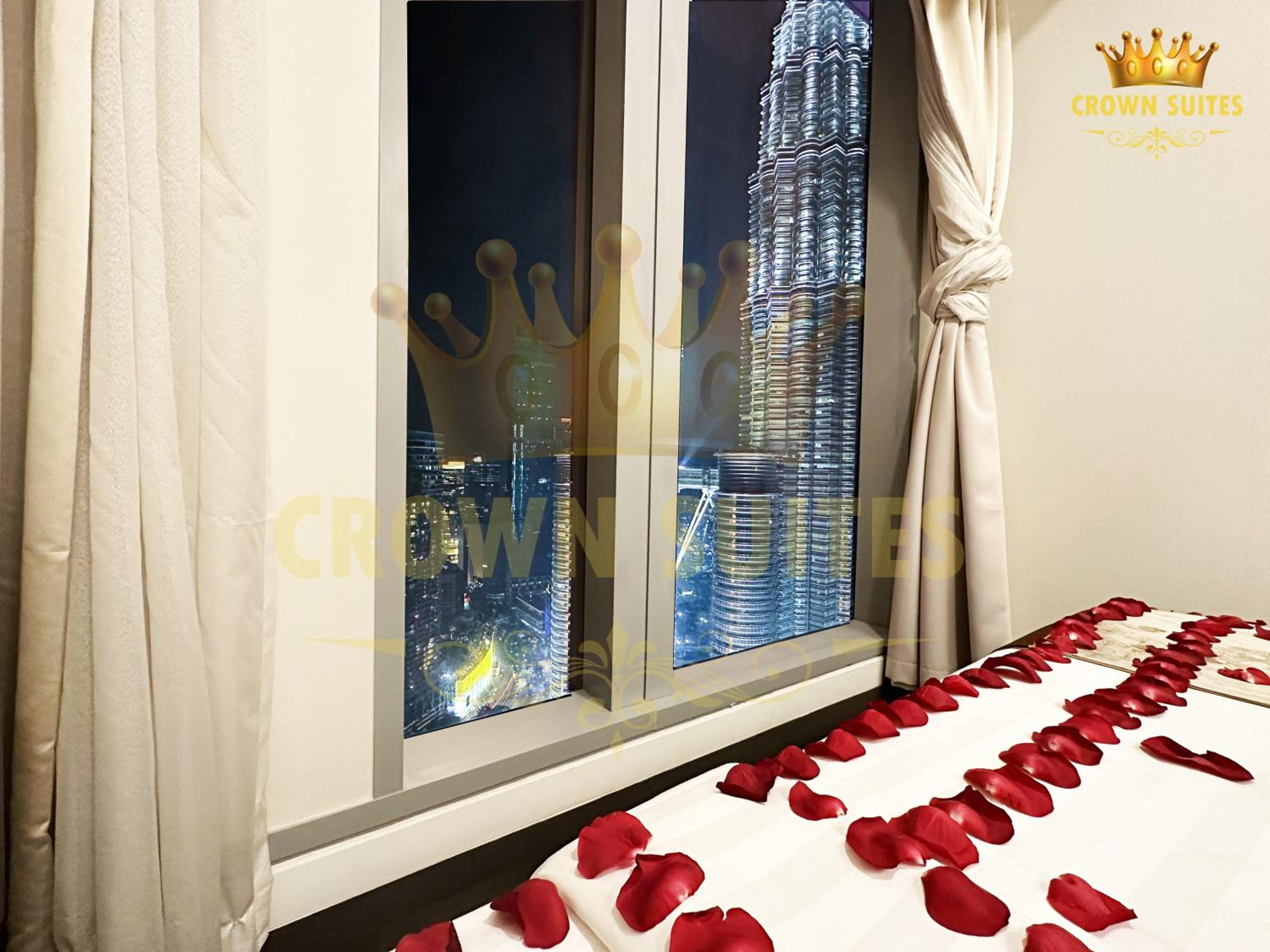Crown Suites Tropicana KLCC Kuala Lumpur City Center