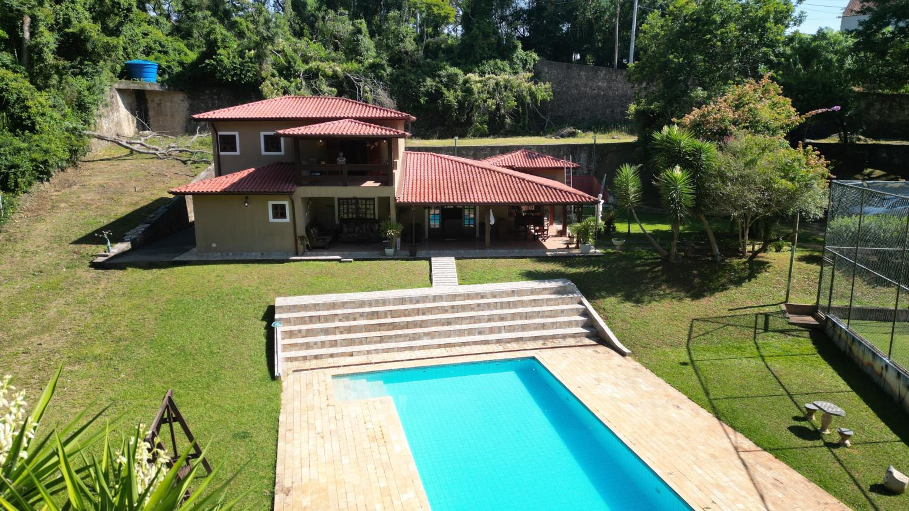 Sitio Recanto Feliz na Estrada do Vinho km 4,5 - Sao Roque