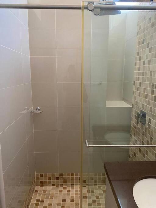 Apartaestudio Jacuzzi Centro Comercial Gimnasio ALTOPRADO