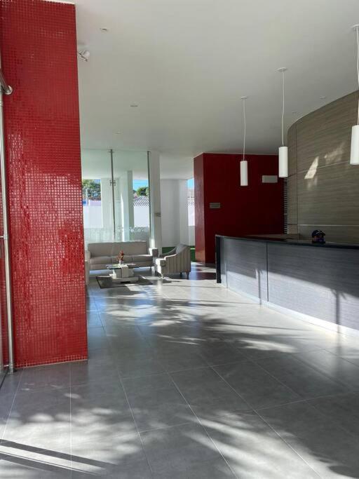 Apartaestudio Jacuzzi Centro Comercial Gimnasio ALTOPRADO