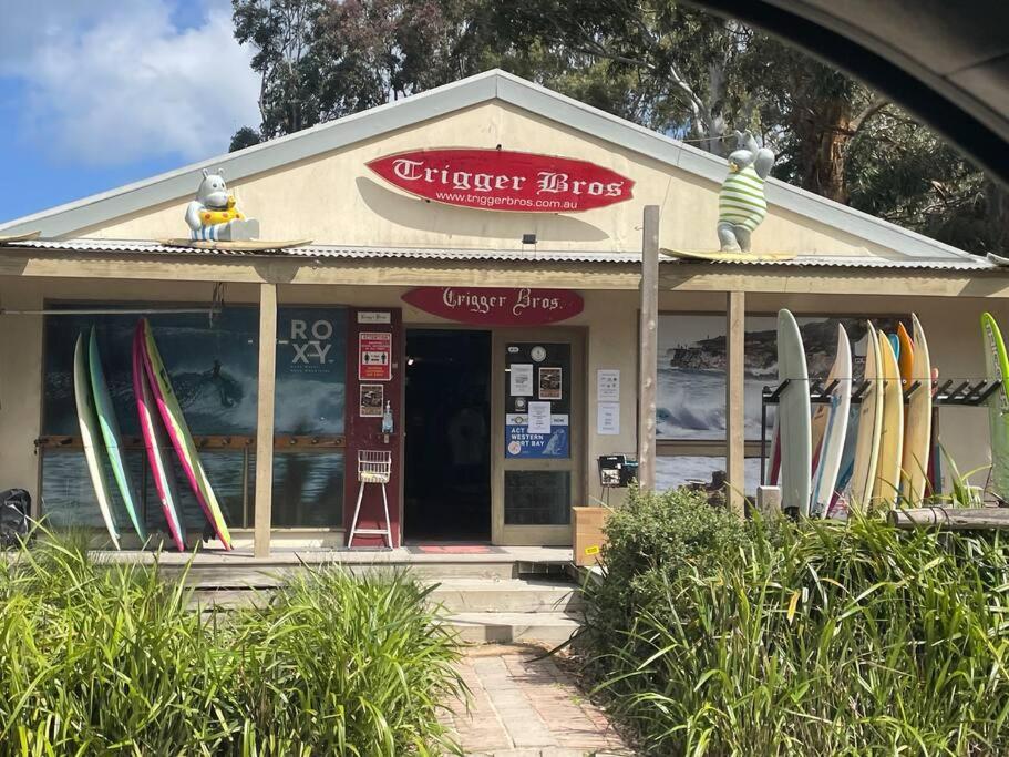 Point Leo Luxury Beach House - Point Leo