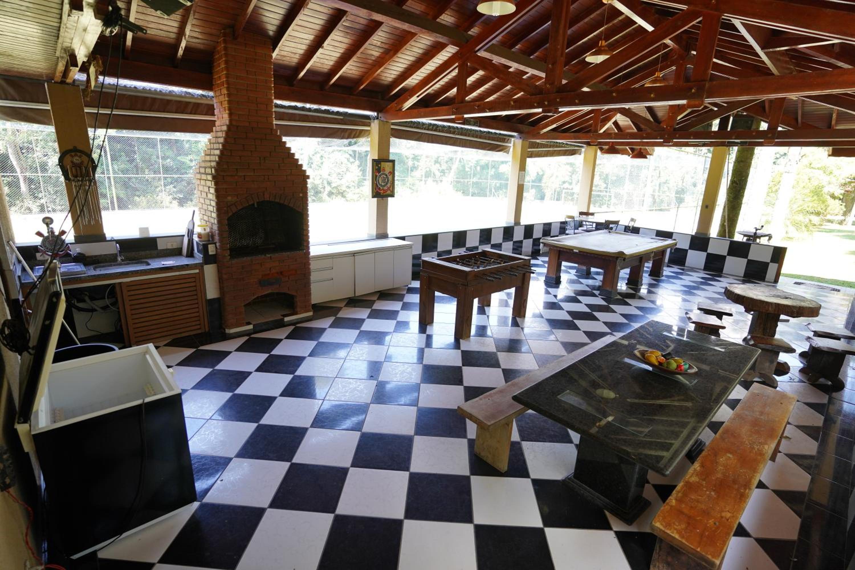 Sitio Recanto Feliz na Estrada do Vinho km 4,5 - Sao Roque