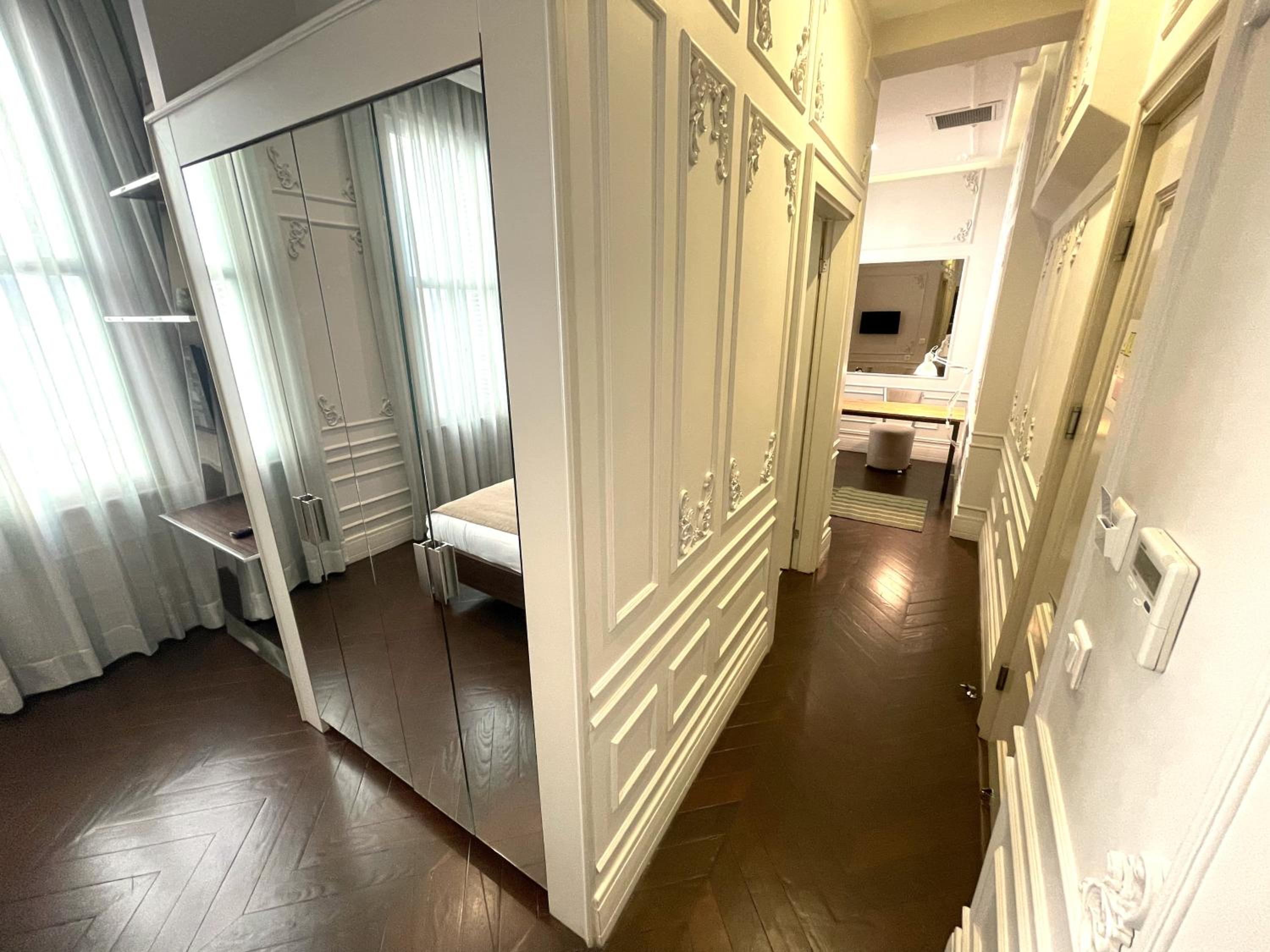 Fuga Hotel Constantinidis