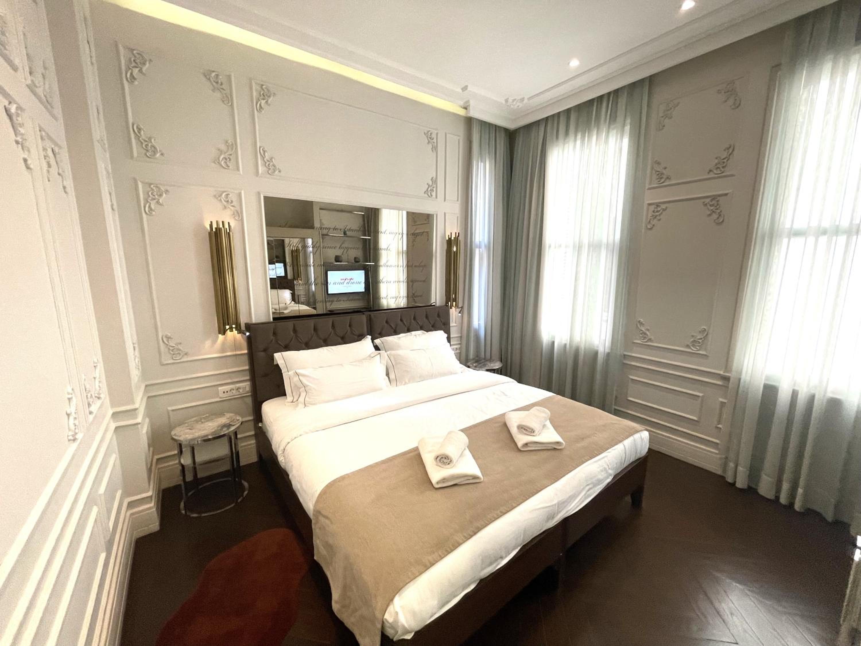 Fuga Hotel Constantinidis