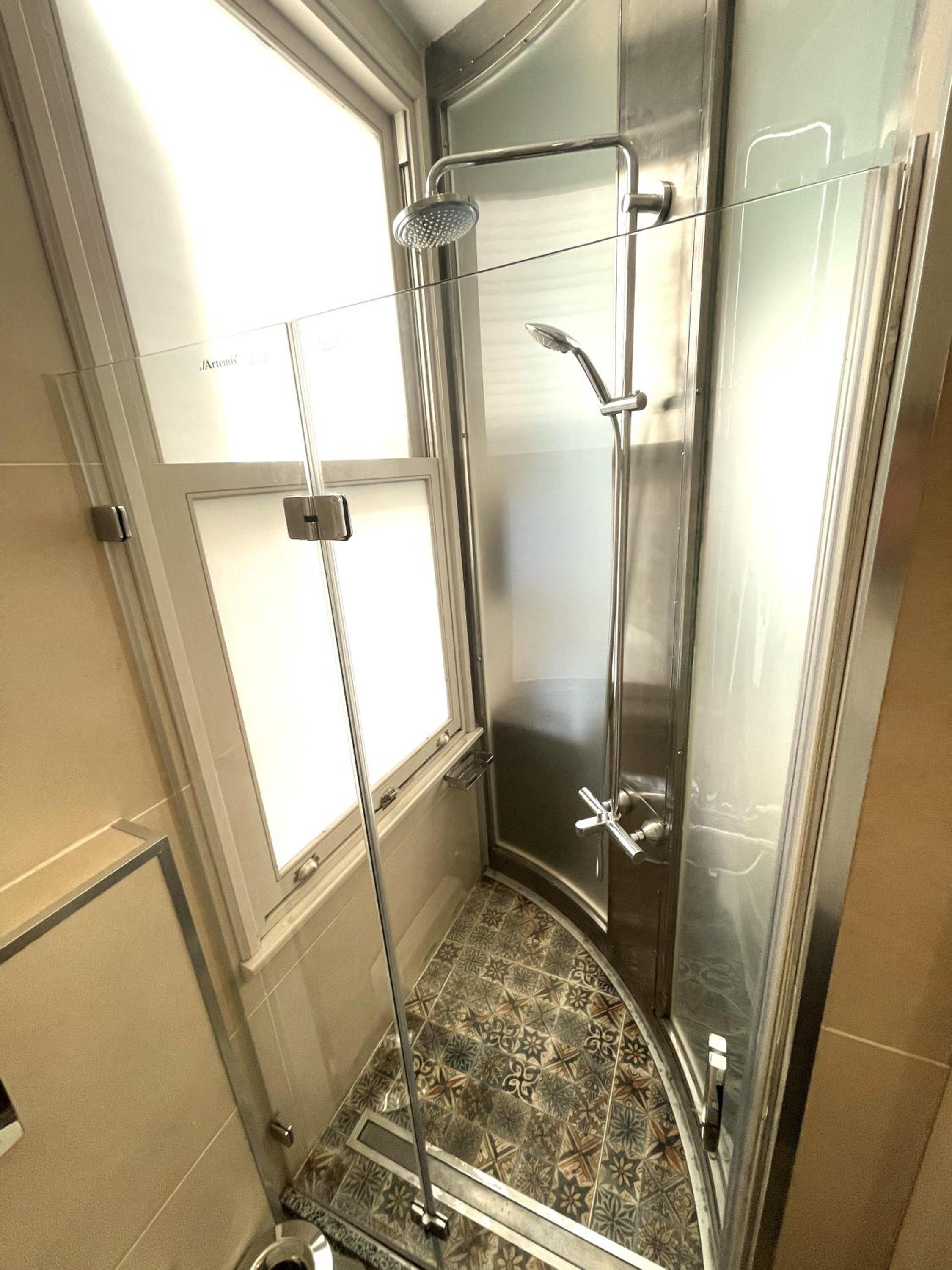 Fuga Hotel Constantinidis