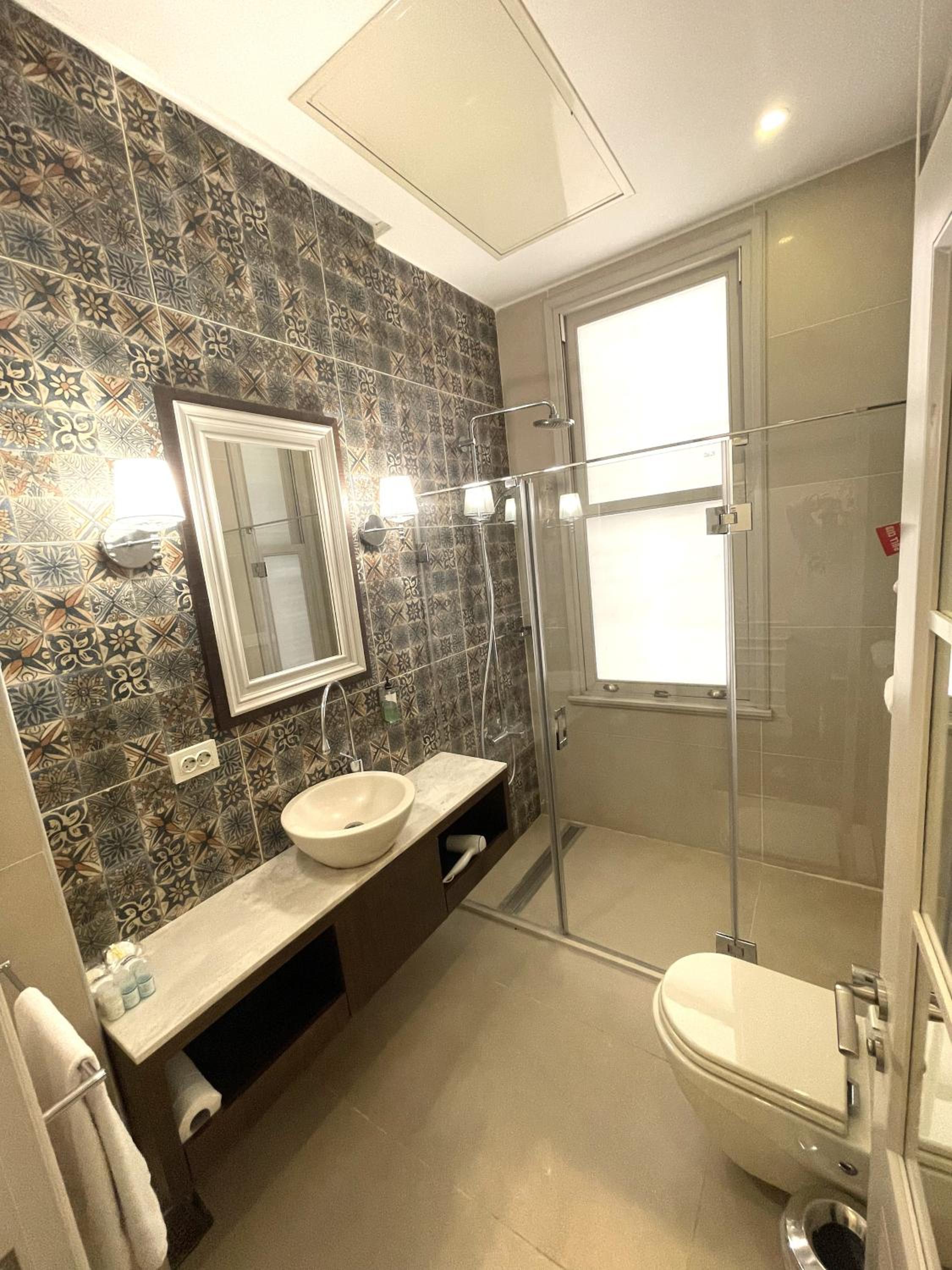 Fuga Hotel Constantinidis