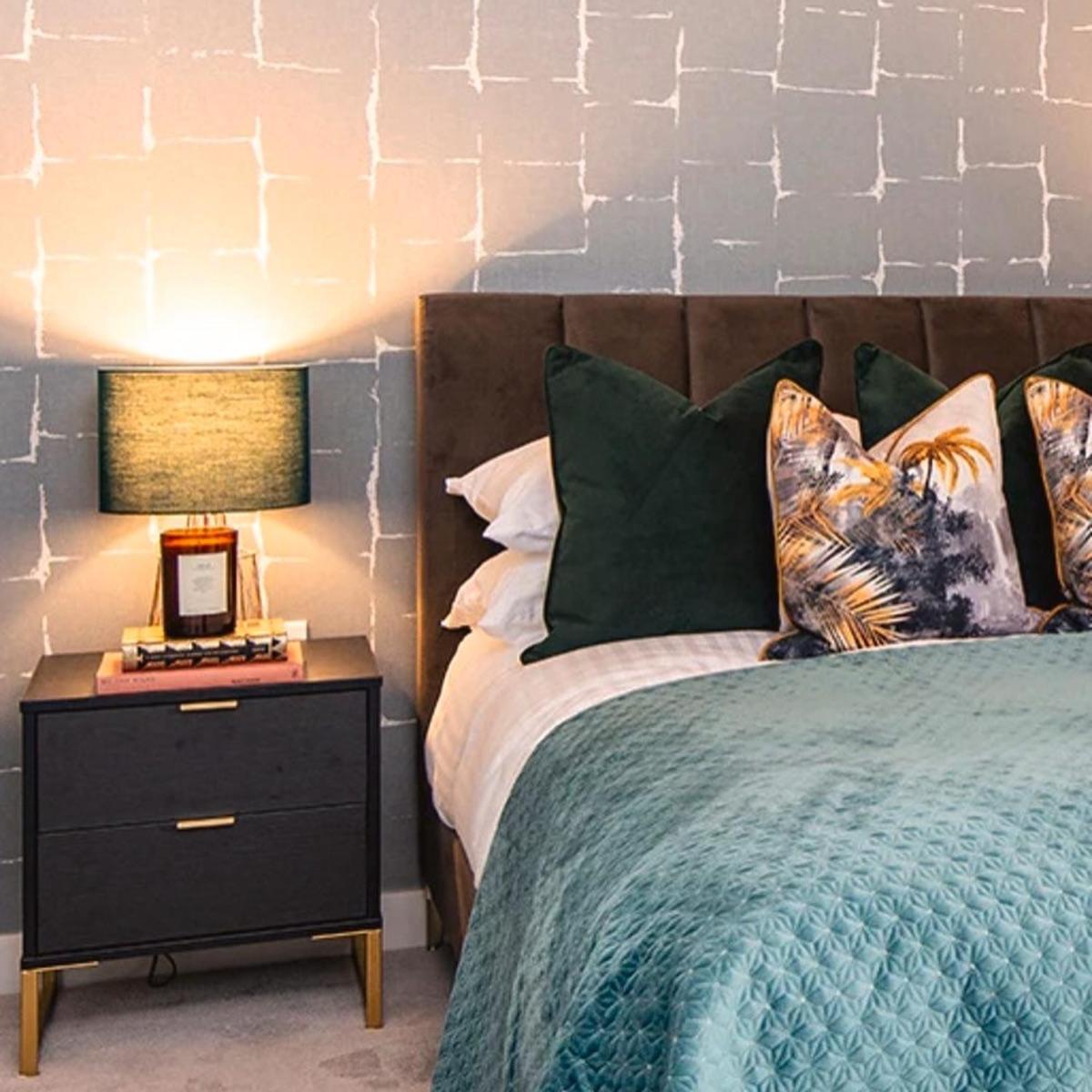 Hayes Vacations - Luxury Heathrow 2 Bedroom New Build Apartment - Property Image 6