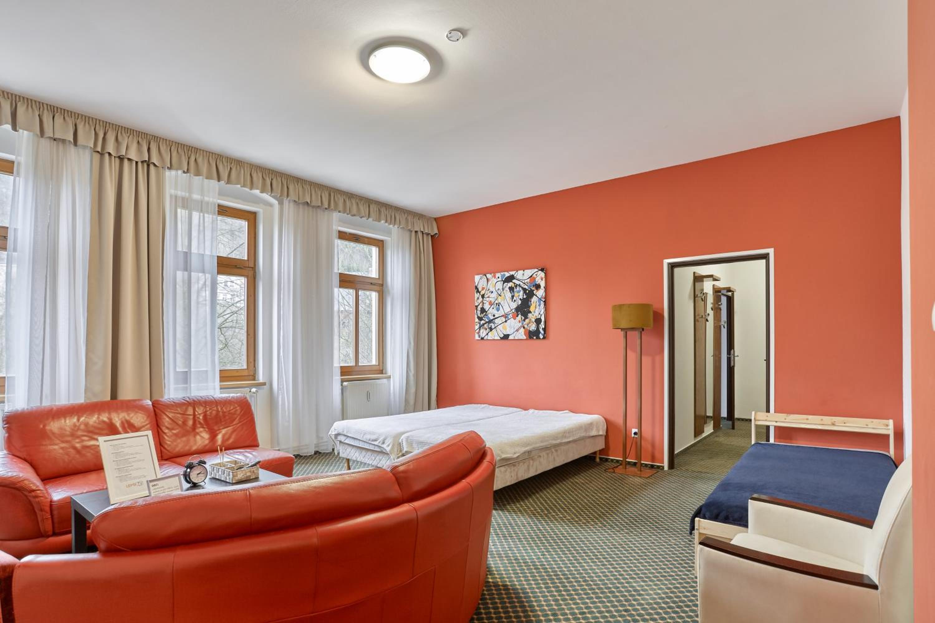 Excellent apartments in Spa City Center 5 min walk from the Colonnade view 3