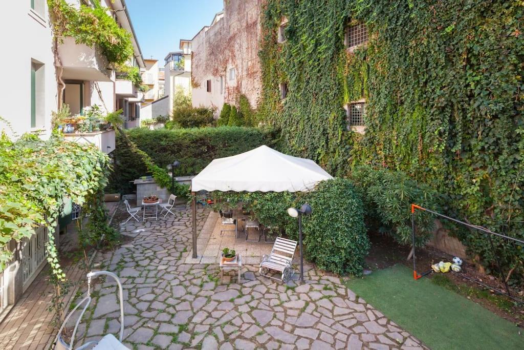 Elegant Triplex Townhouse with Luxe Terrace