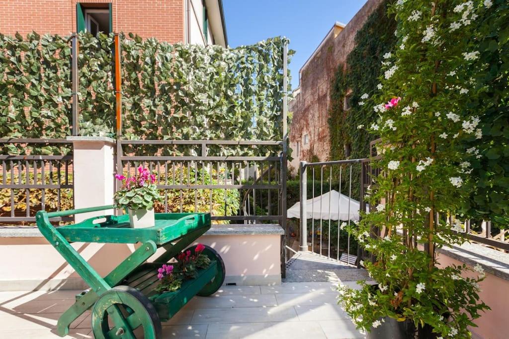 Elegant Triplex Townhouse with Luxe Terrace