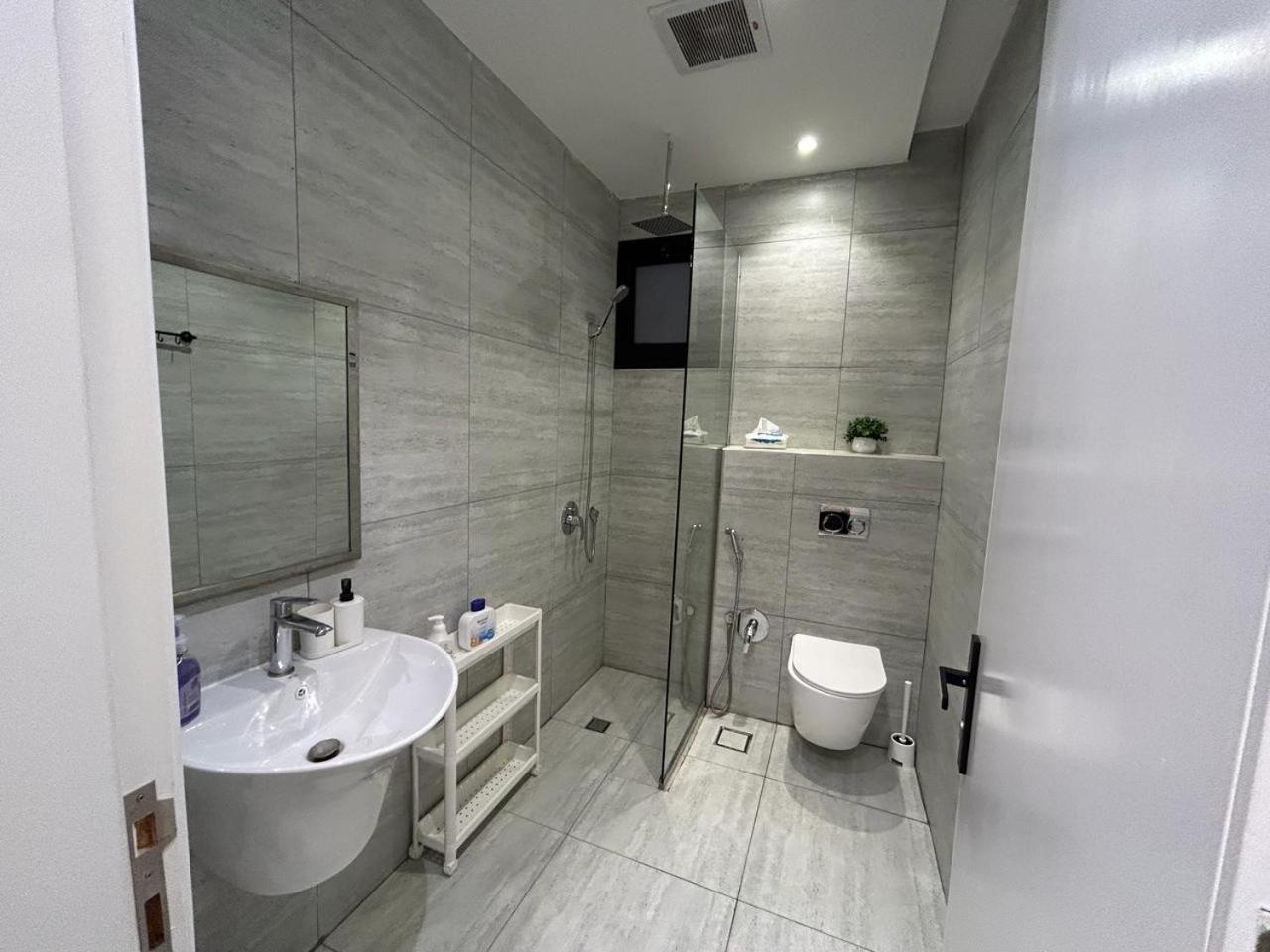 Smart luxury apartment 3bedrooms