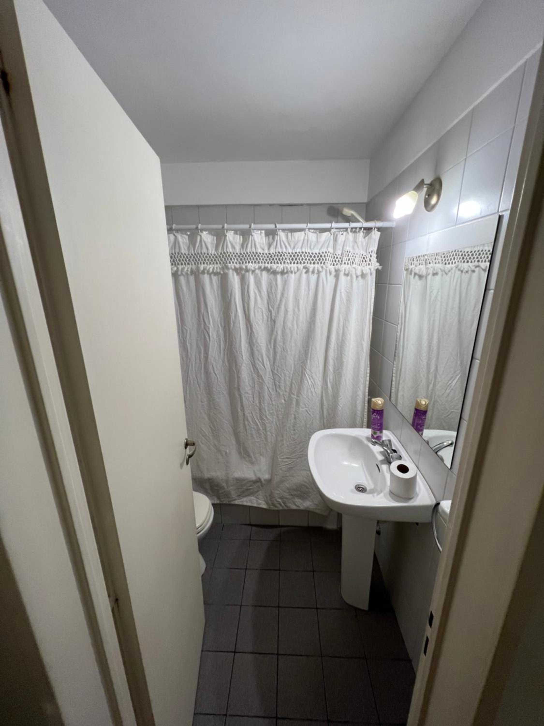 Sinclair y cerviño , con amenities , cerca embajada USA.