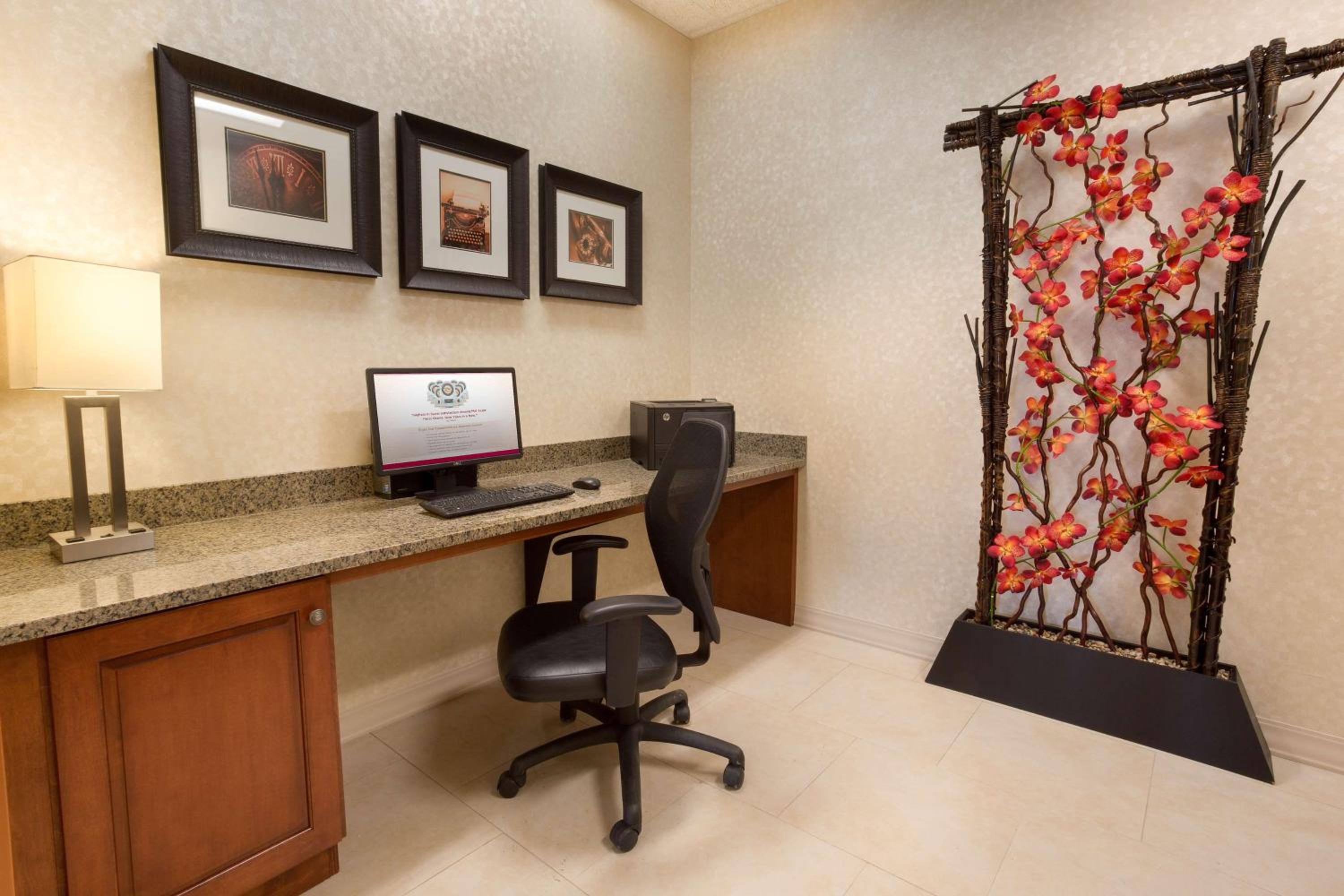 Mount Vernon Vacations - Drury Plaza Hotel Mt Vernon - Property Image 21