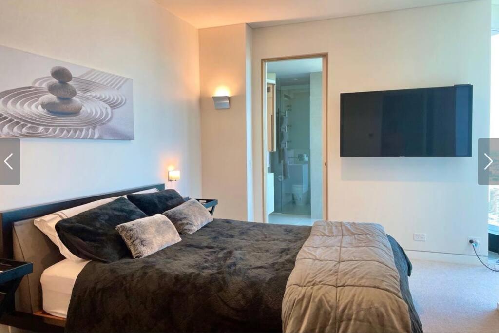 Sky High Luxury, Panoramic Views