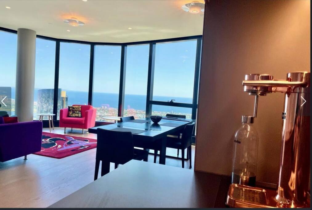 Sky High Luxury, Panoramic Views
