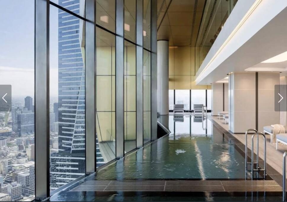 Sky High Luxury, Panoramic Views