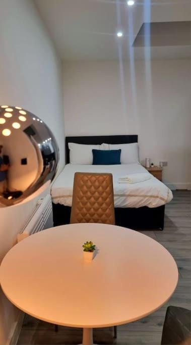 Brand new collection of studios close to Tube Station