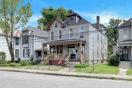 Housepitality - The Madison House - Brand New view 2