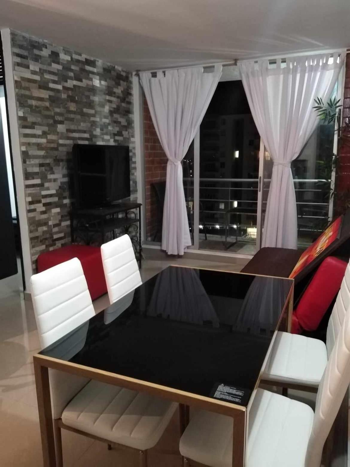 Espectacular apartamento de 3 habitaciones con piscina y parqueadero privado Excelente Relacion Precio Calidad Puntaje