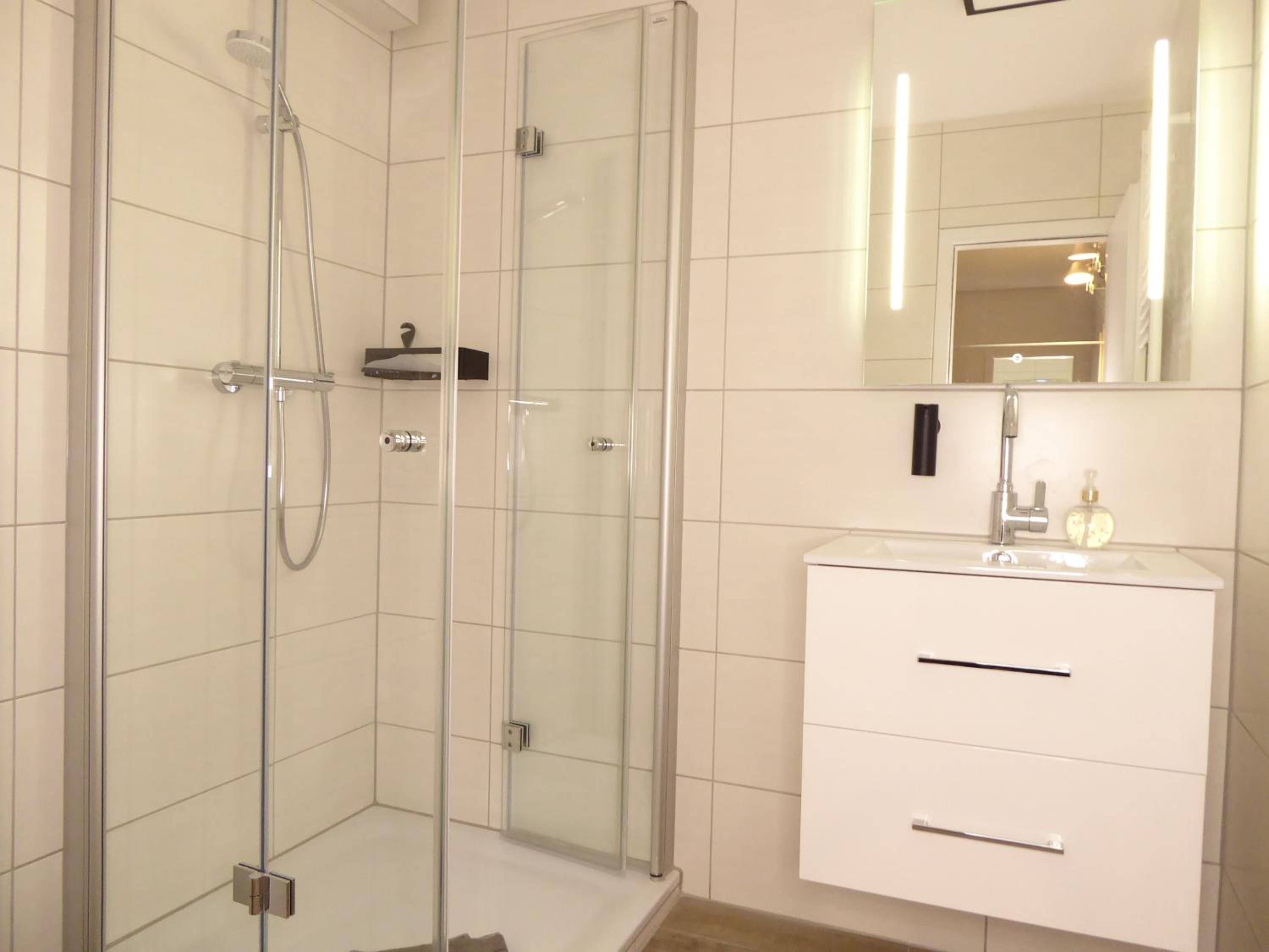 Sunshine Winterberg Ferienwohnung Pool Sauna Terrasse Wifi