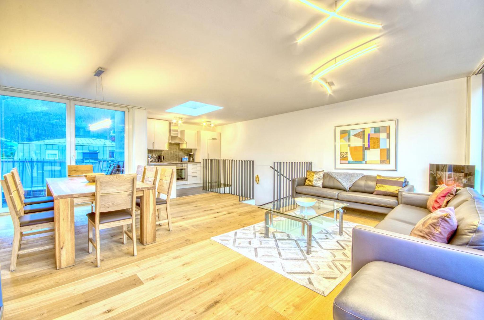 Penthouse Ari - by Alpen Apartments view 4