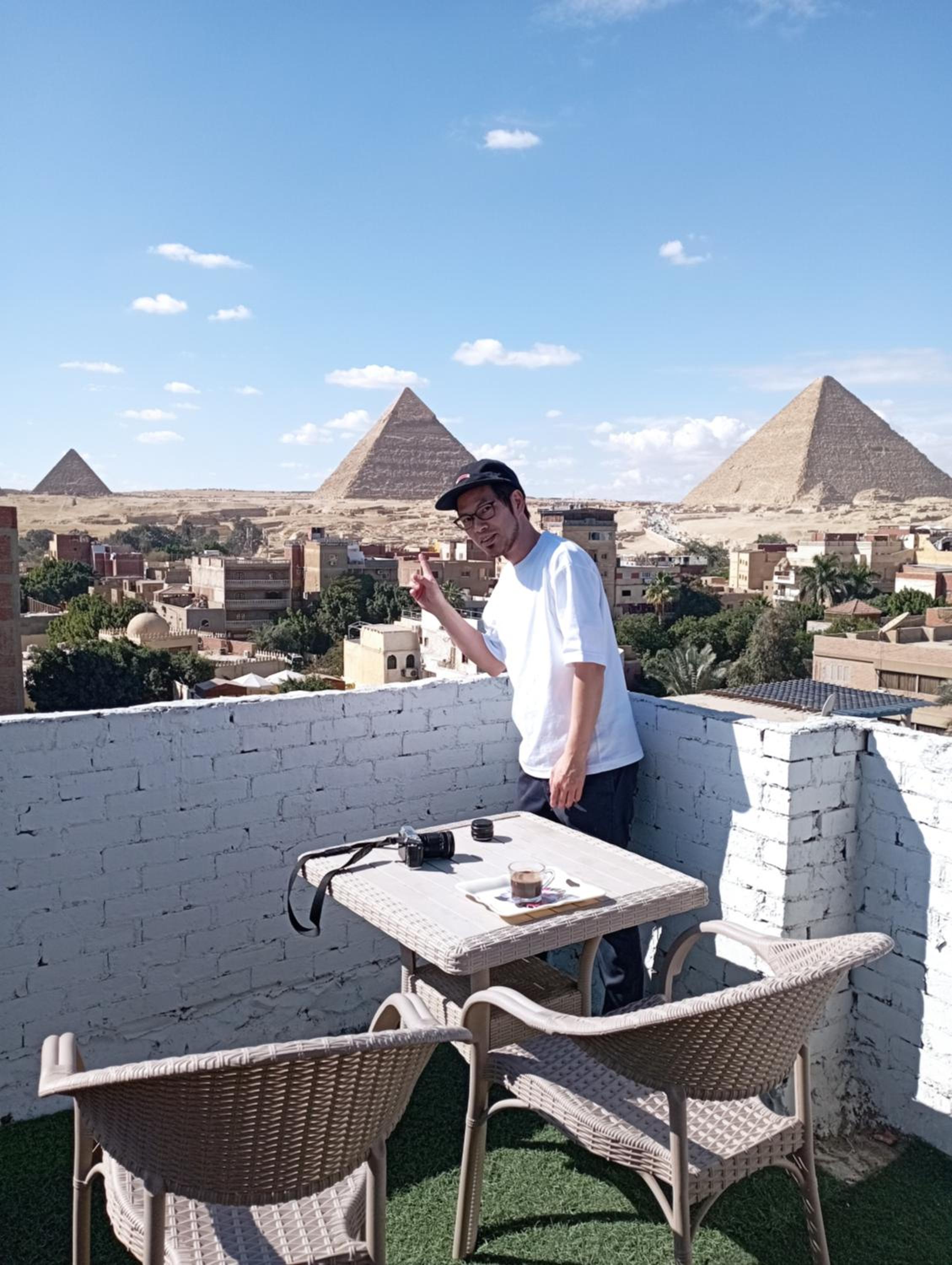 Eyad Pyramids view