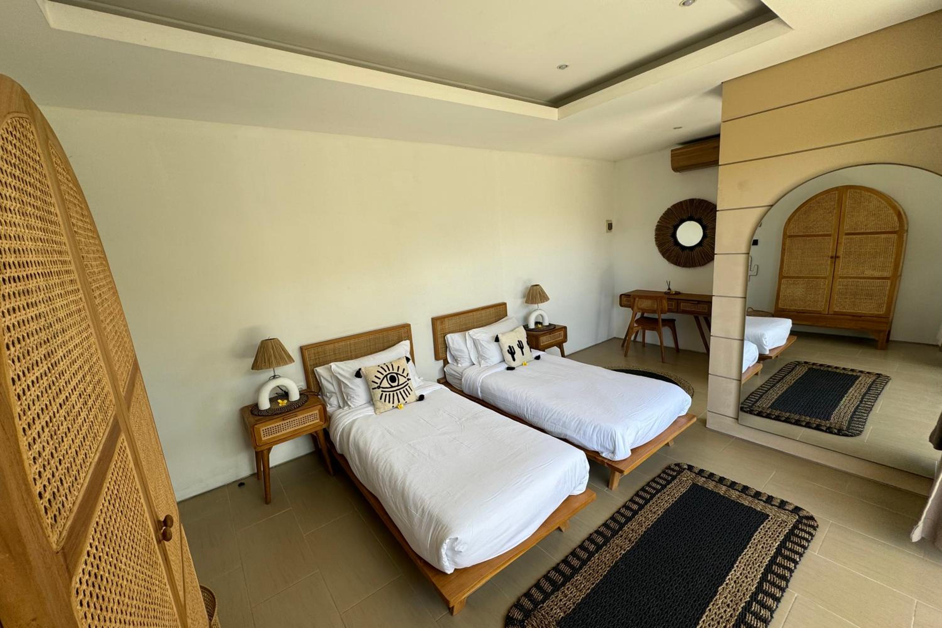 Admire Villa - a luxury private villa with Pool view 5