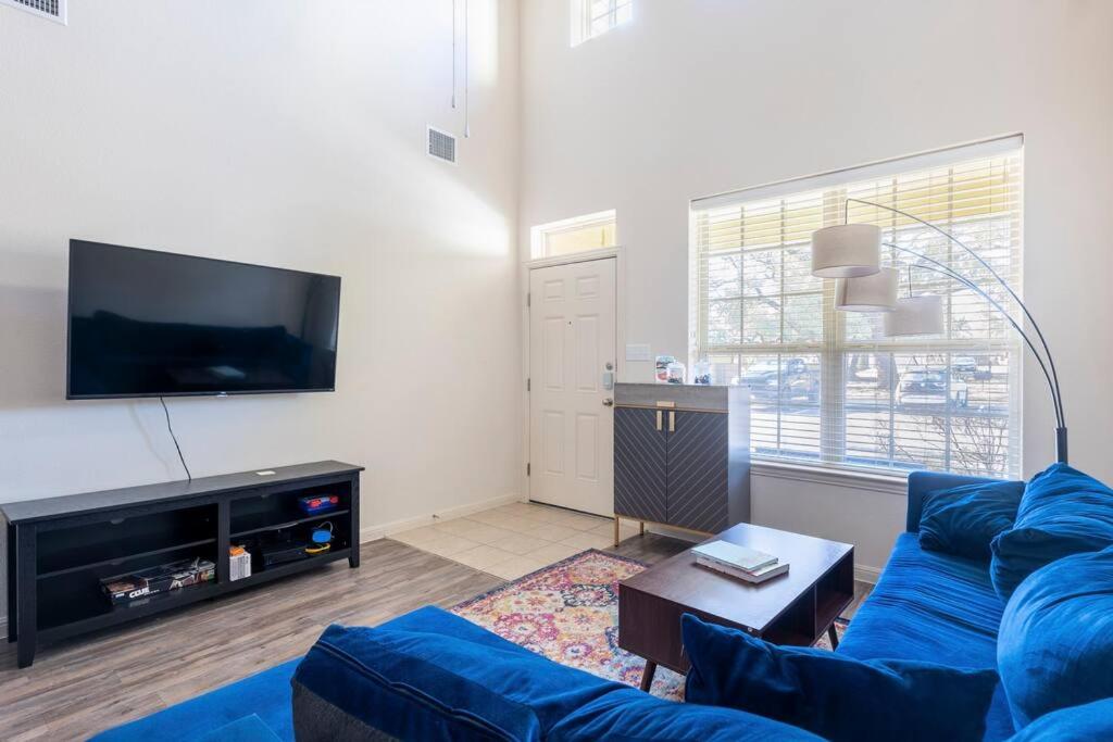 Tranquil Townhome -3BR Townhome view 2