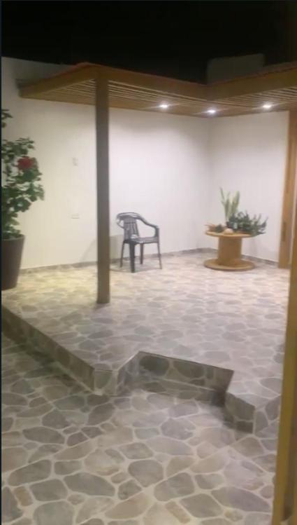 Habitacion en casa familiar
